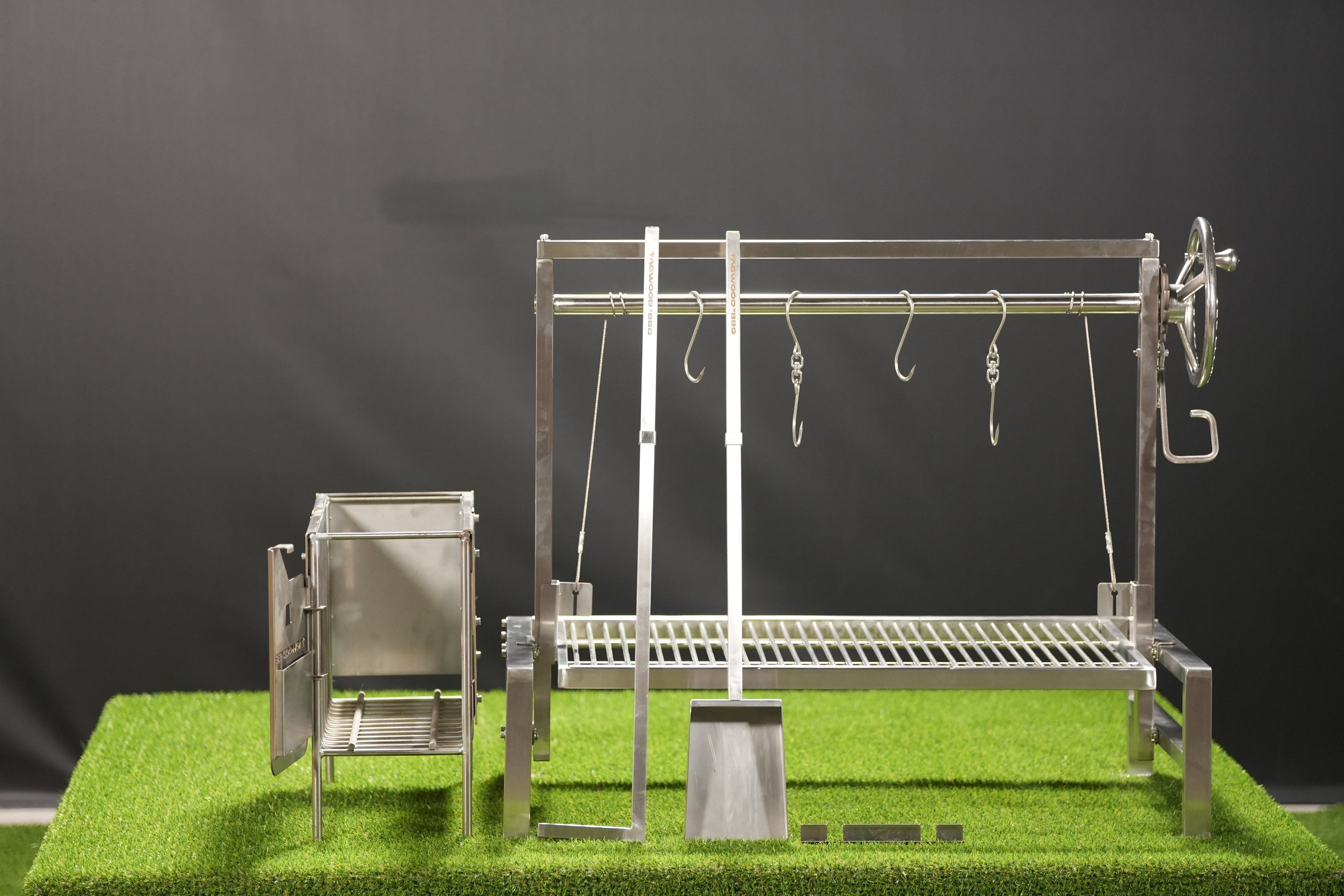 Tagwood BBQ09SS Insert Style Argentine Santa Maria Grill – 304 Stainless Steel