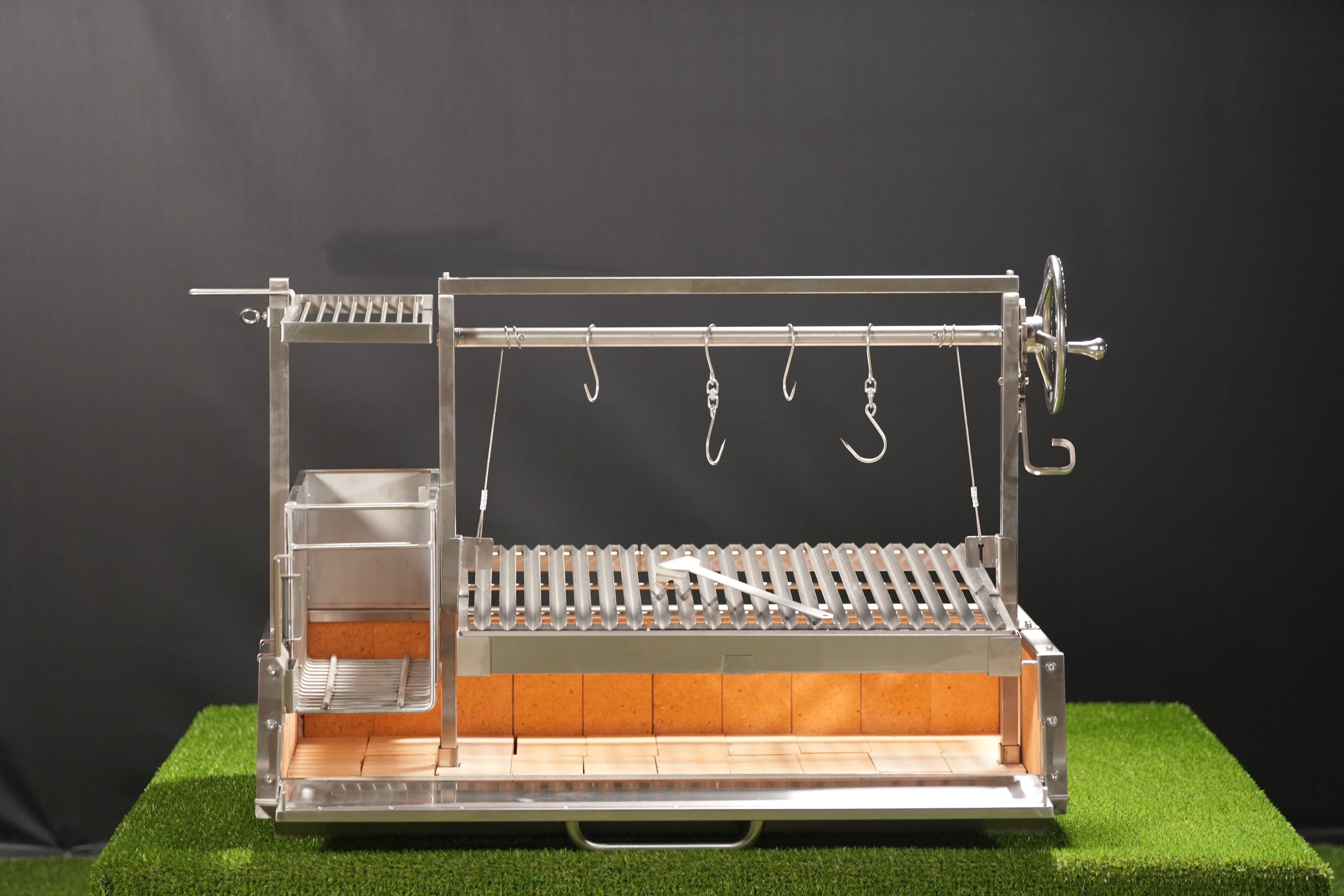 Tagwood BBQ25SS XL Built-In Santa Maria Argentine Grill – 304 Stainless Steel