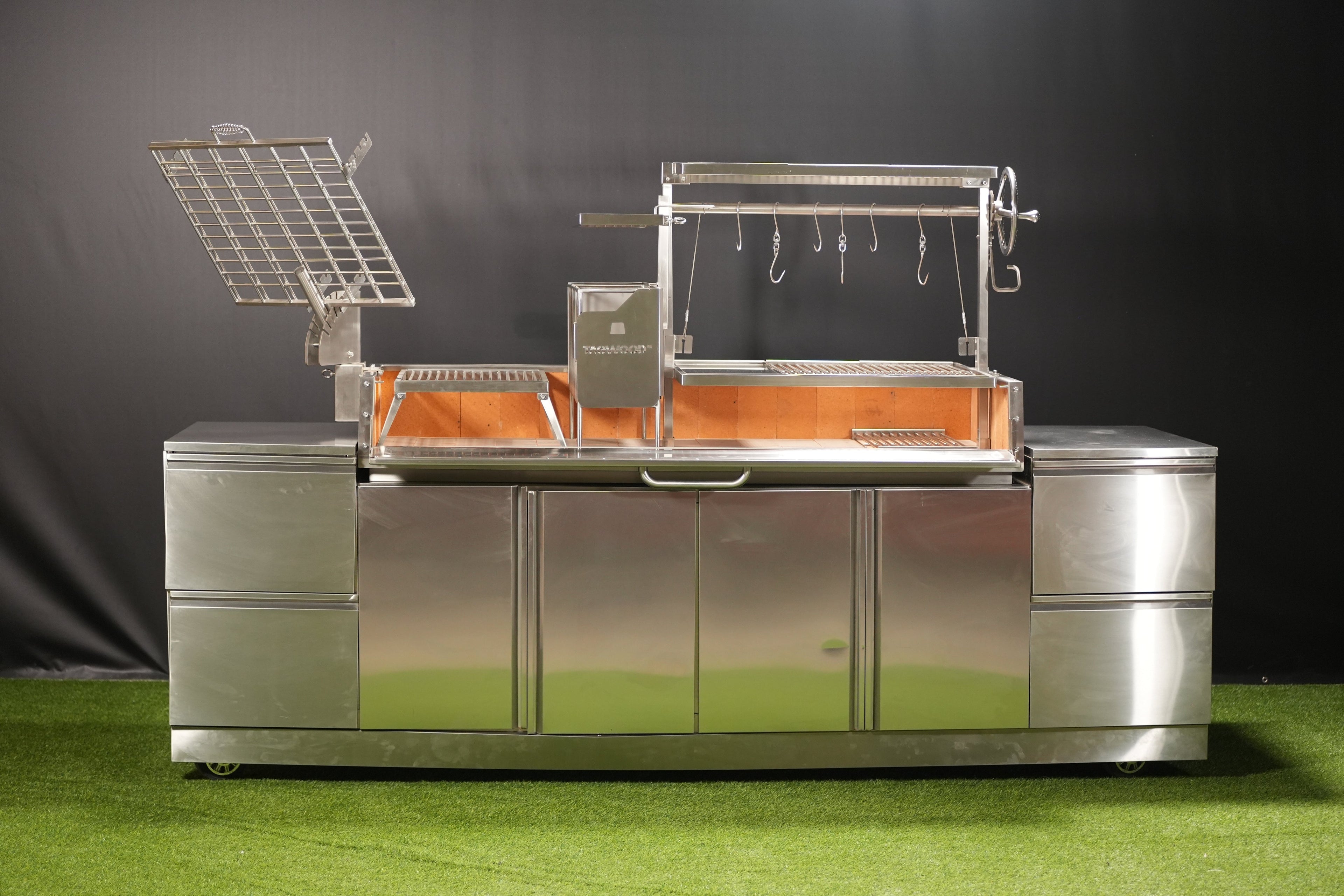 Tagwood BBQ28SS XL Built-In Santa Maria Argentine Grill – 304 Stainless Steel