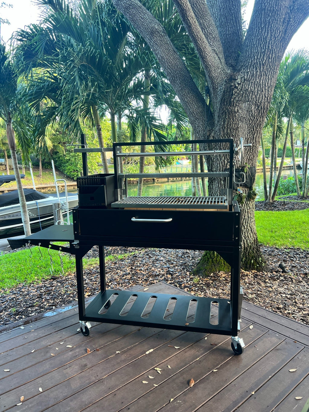 Tagwood BBQ03SI Premium Freestanding Argentine Santa Maria Grill