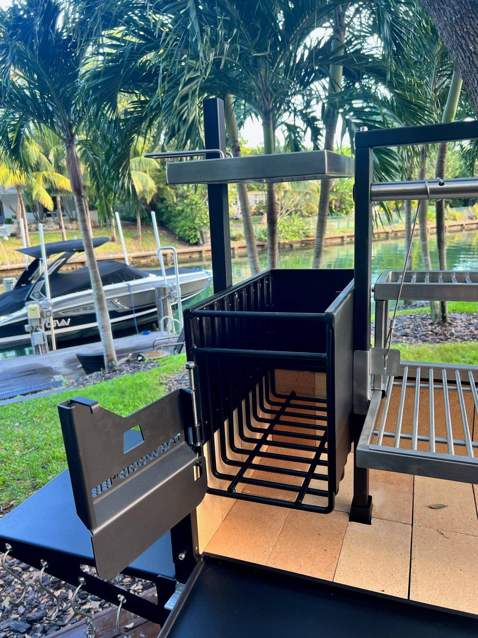 Tagwood BBQ03SI Premium Freestanding Argentine Santa Maria Grill
