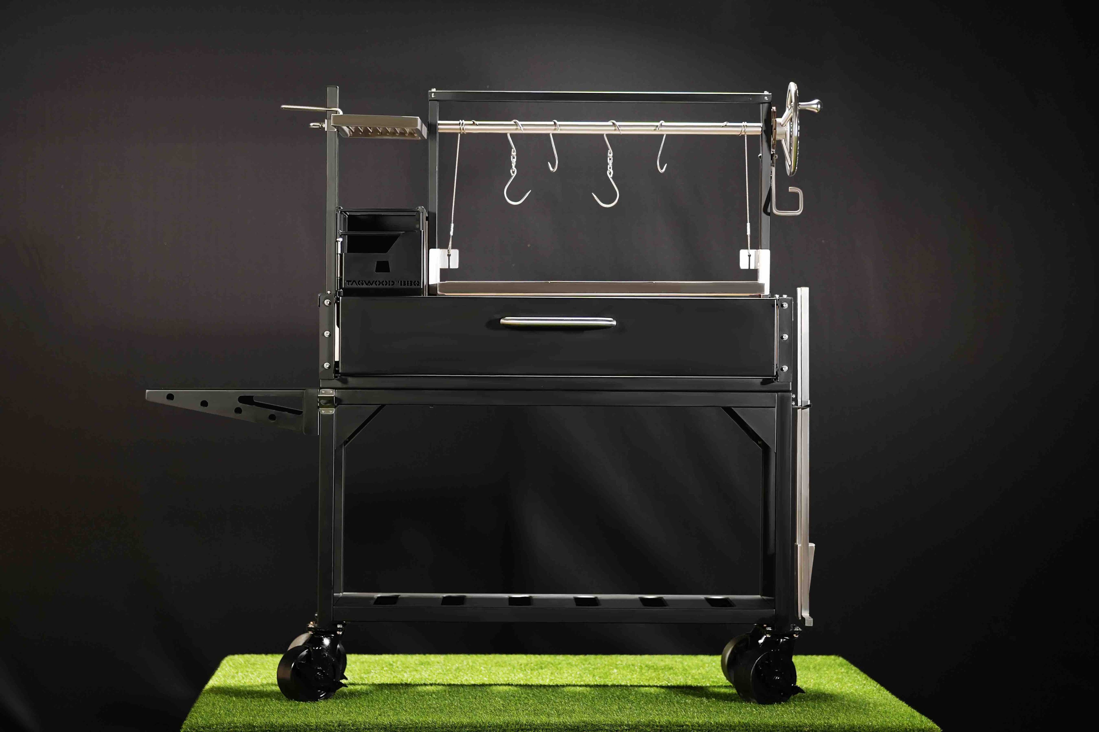 Tagwood BBQ03SI Premium Freestanding Argentine Santa Maria Grill