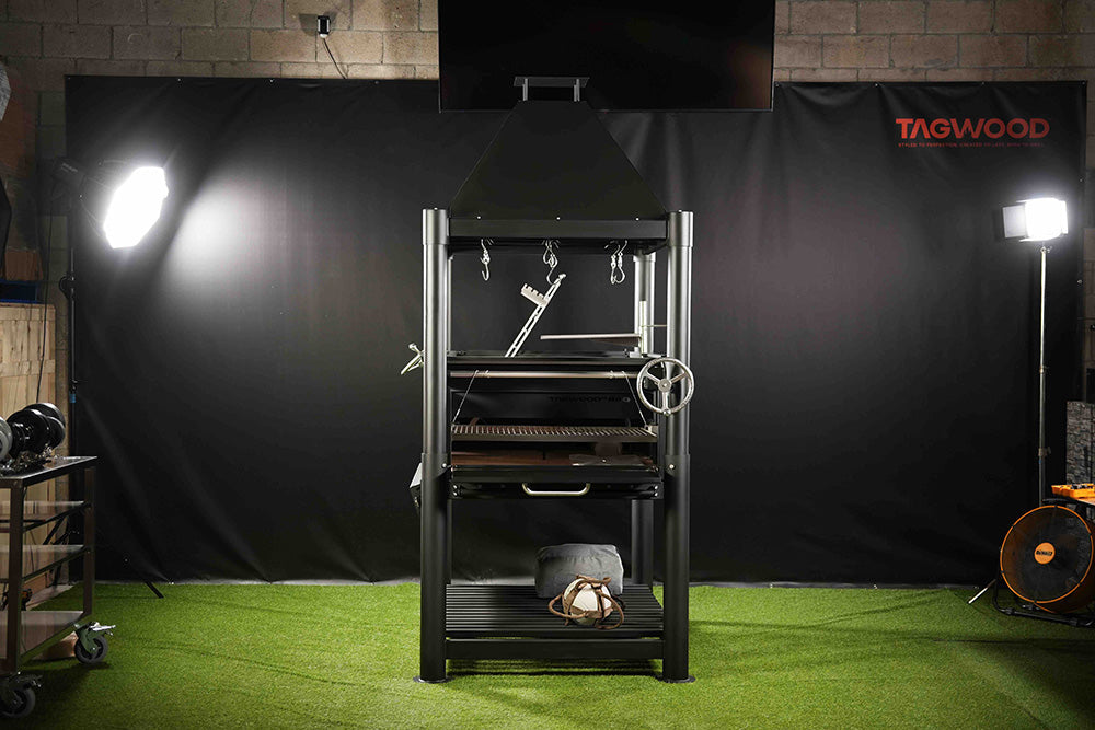 Tagwood BBQ12SI Argentine Santa Maria Grill – Professional 360-Degree Grilling