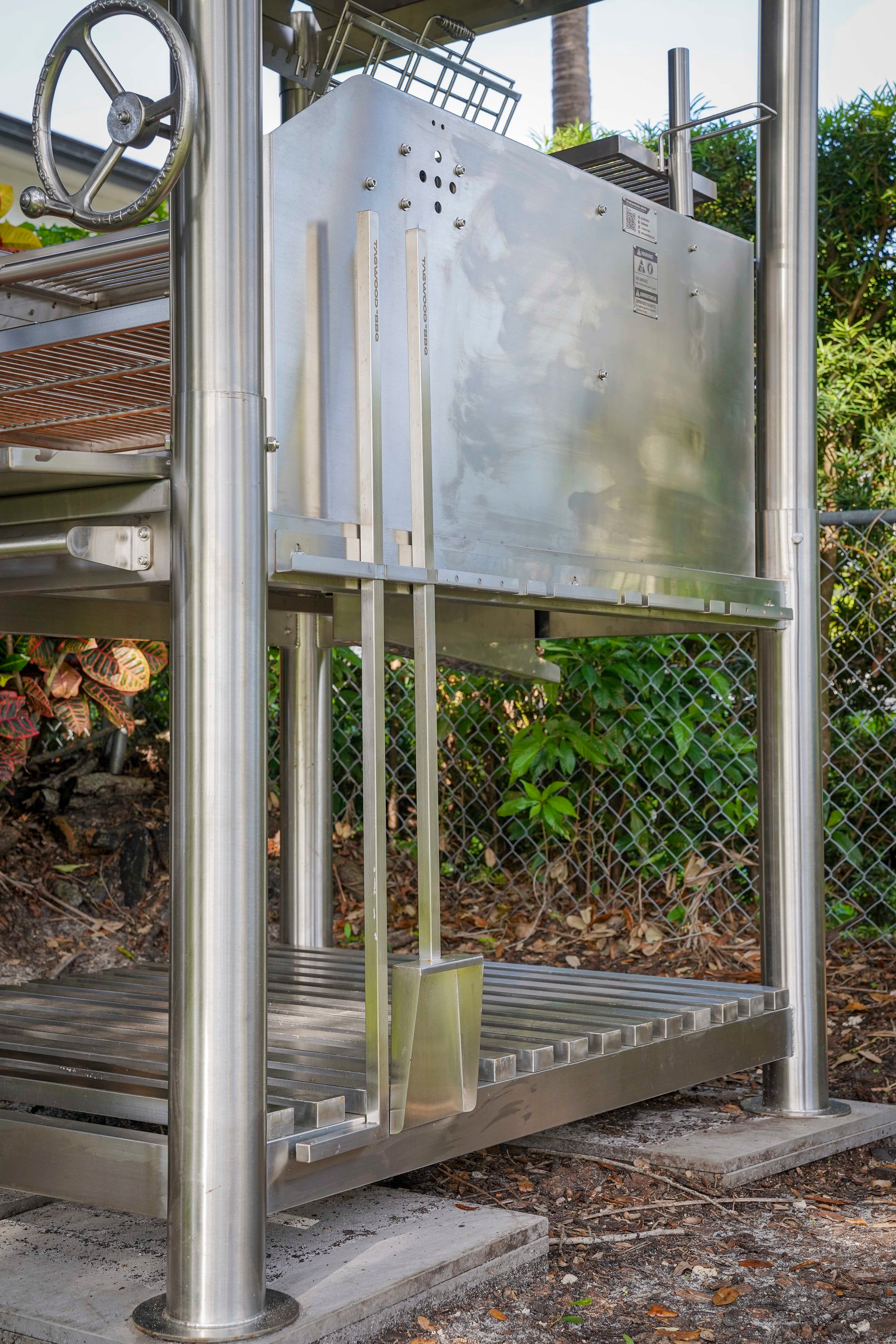 Tagwood BBQ12SS XL Argentine Santa Maria Grill – All 304 Stainless Steel "Beast on Steroids"