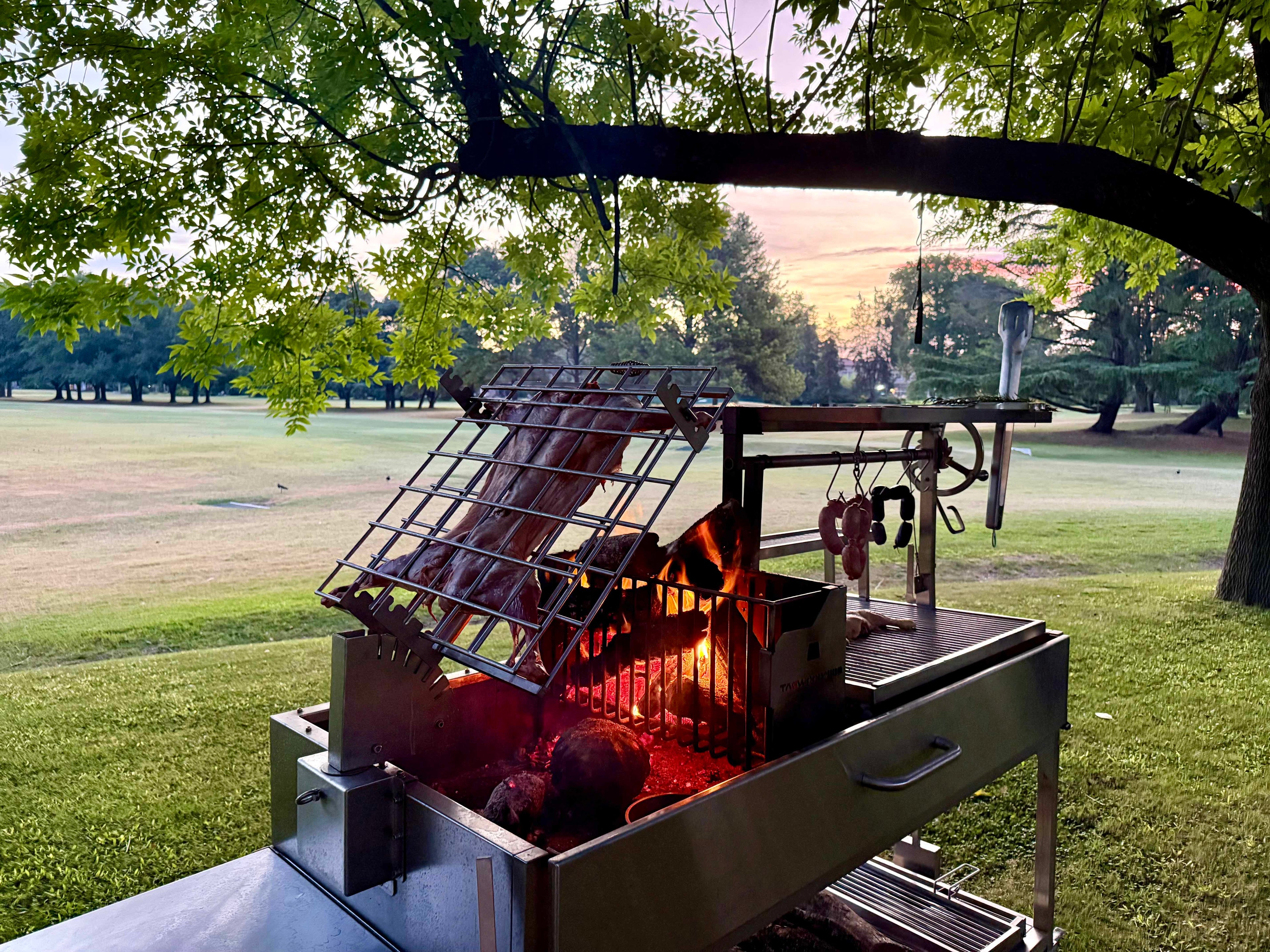 Tagwood BBQ26SS Premium XL Argentine Santa Maria Grill – 304 Stainless Steel