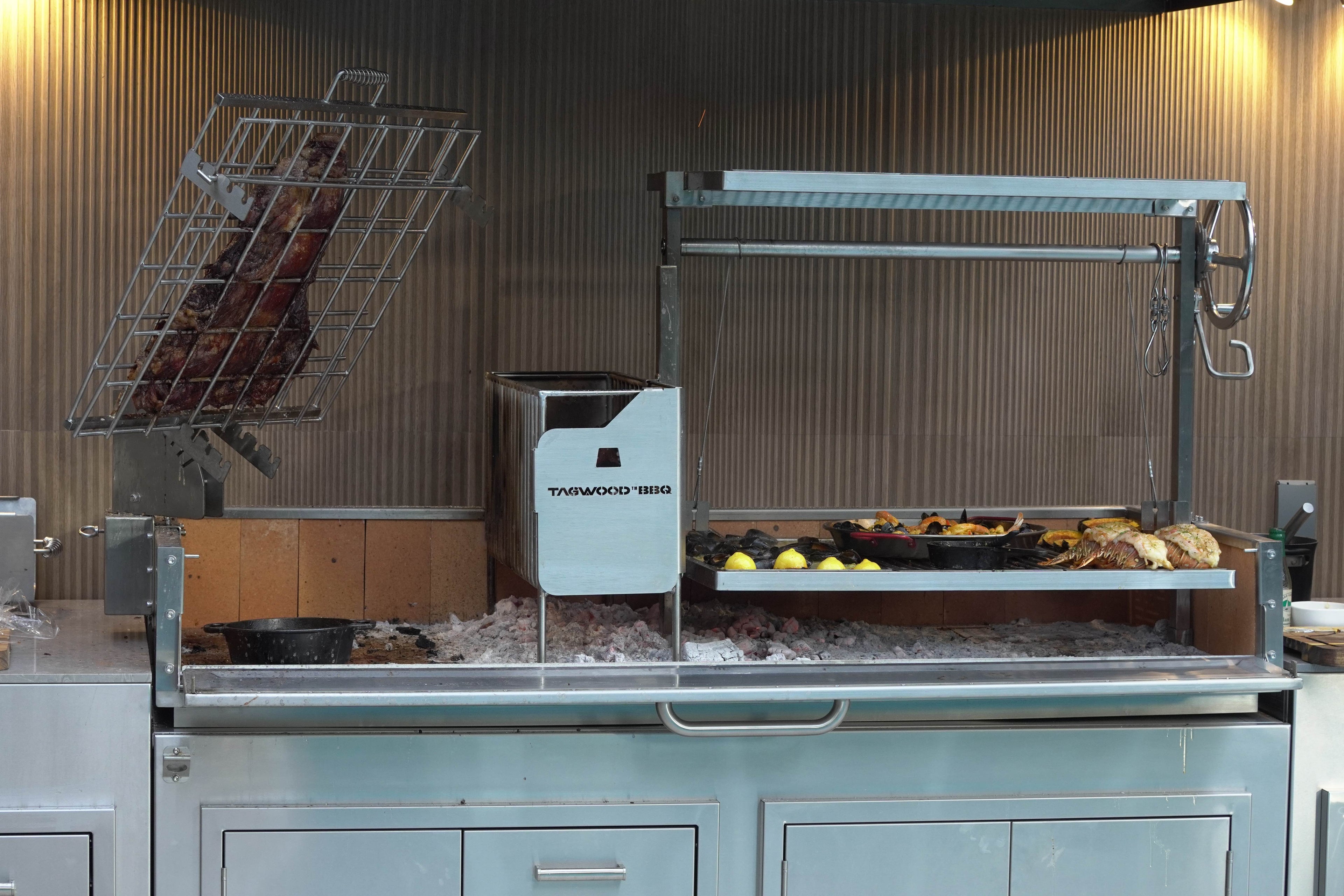 Tagwood BBQ28SS XL Built-In Santa Maria Argentine Grill – 304 Stainless Steel