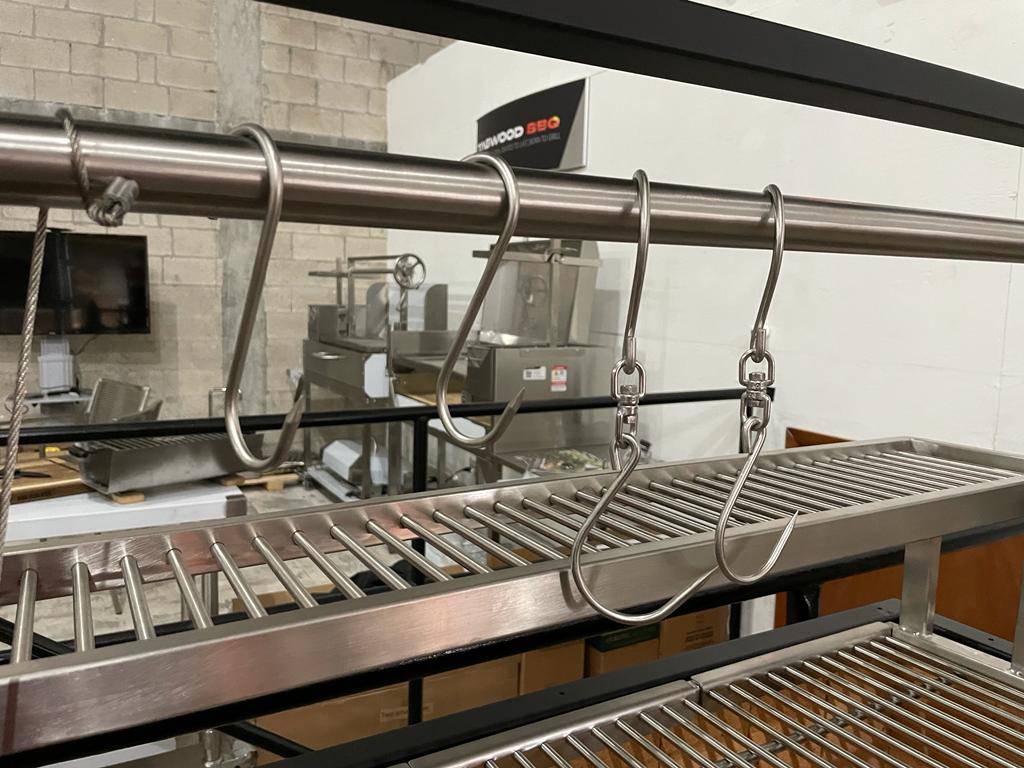 Tagwood BBQ03SI Premium Freestanding Argentine Santa Maria Grill
